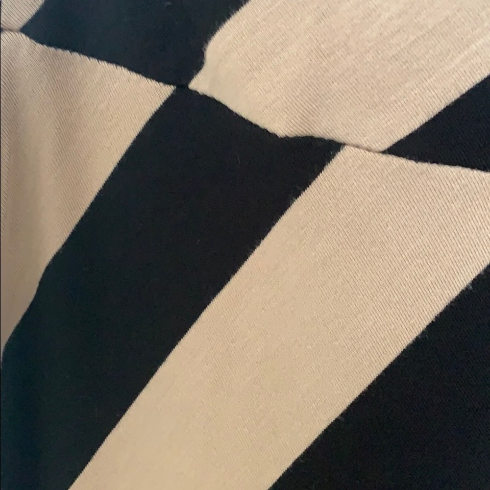 Dress - Picture 3 of 5
